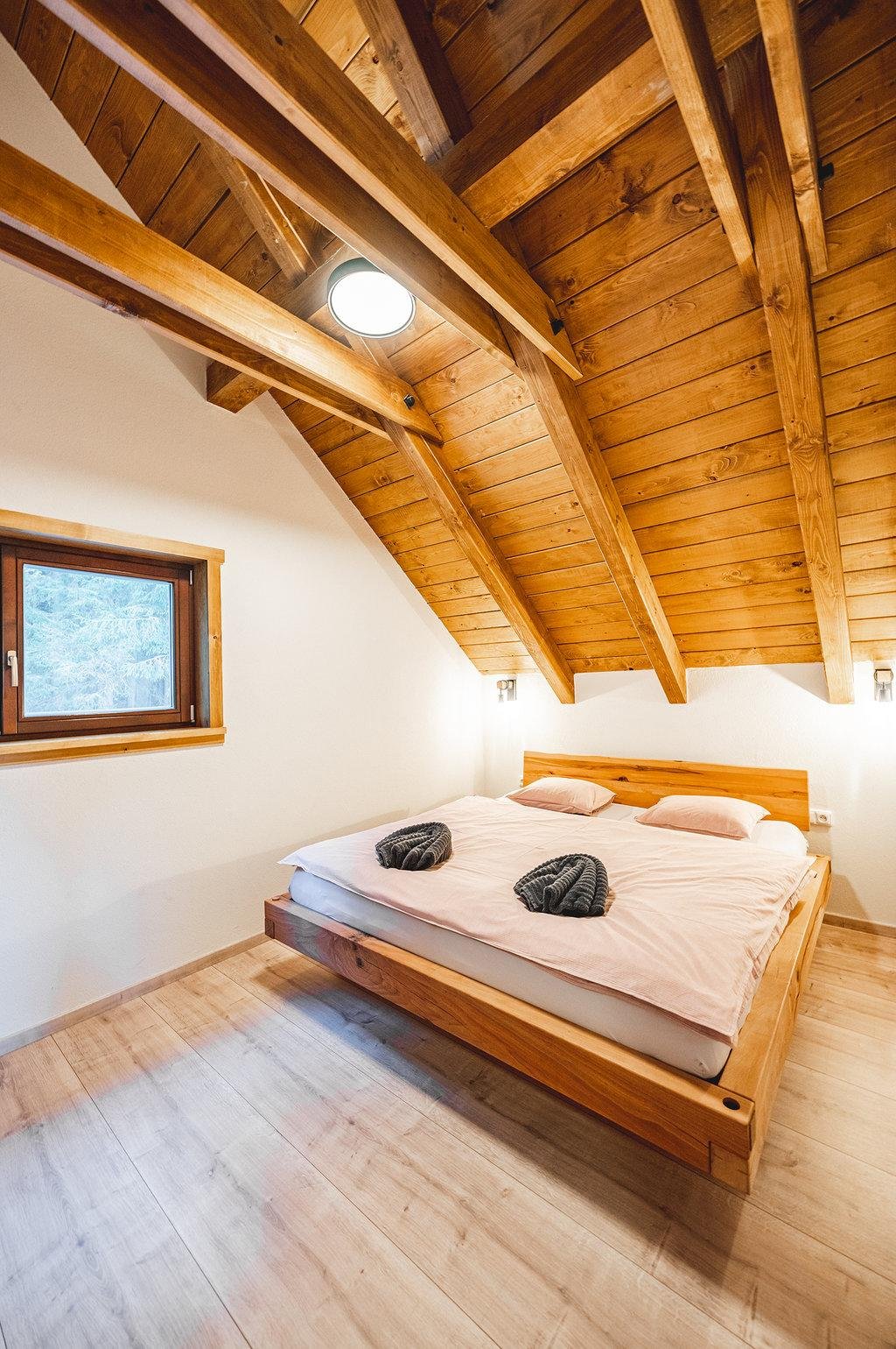 a10248-roubenka-na-skalce-20231213-010829-2374