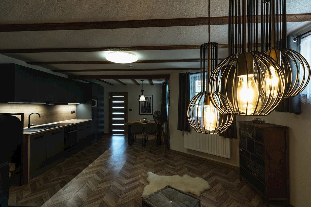 a10356-kamenna-stran-20231213-010619-3083