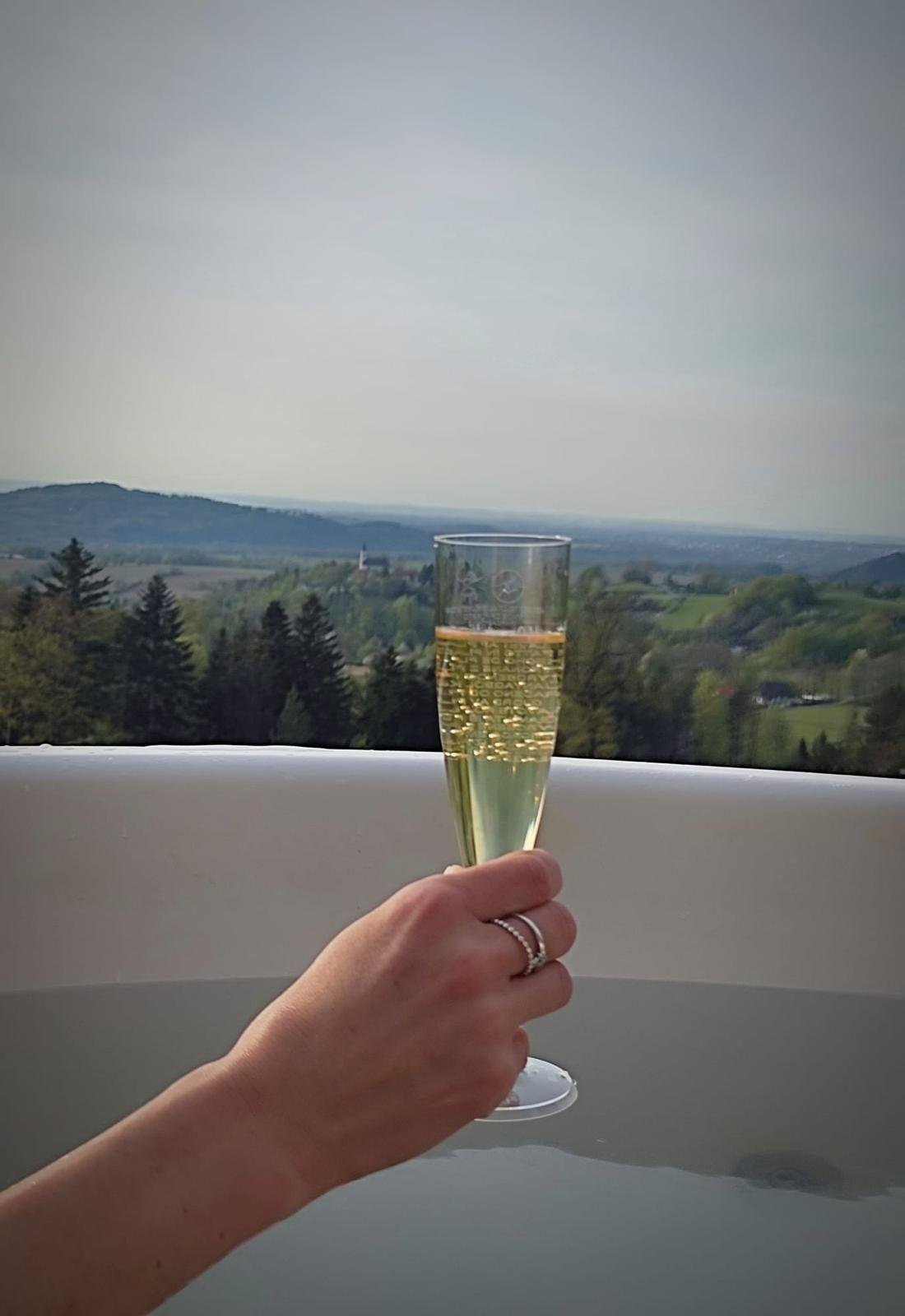 a10407-chata-u-sjezdovky-malenovice-20240415-113738-2176