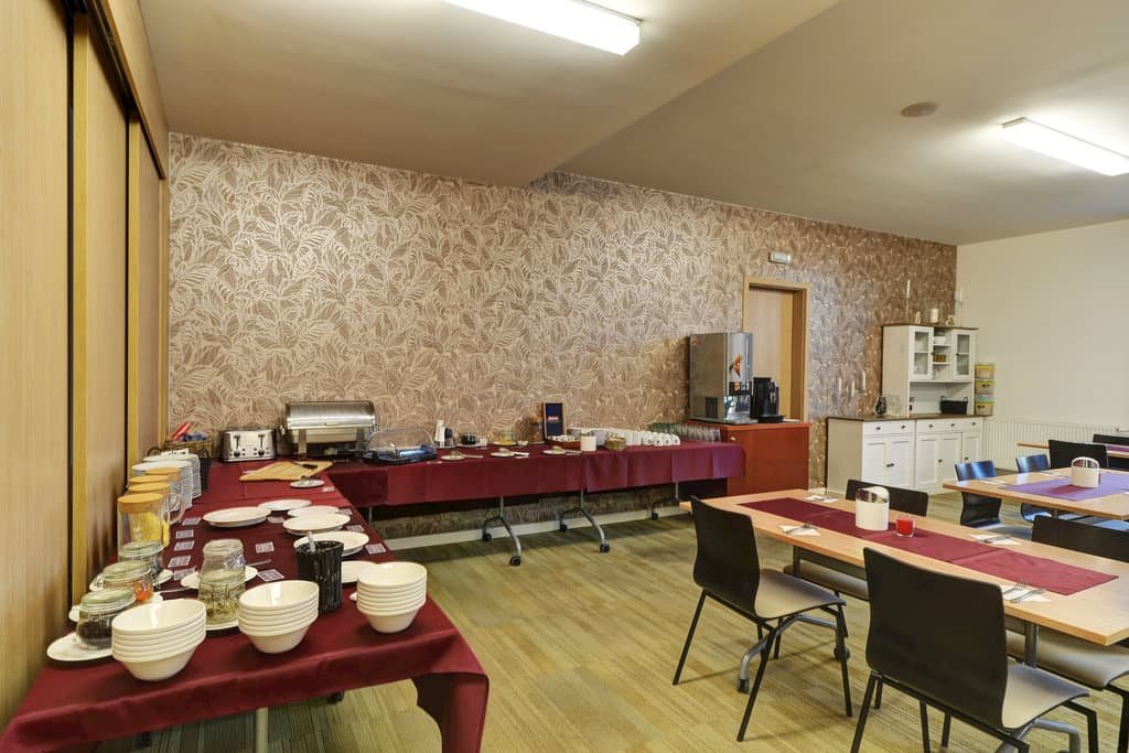 a11347-hotel-bily-pav-20231213-010747-7414