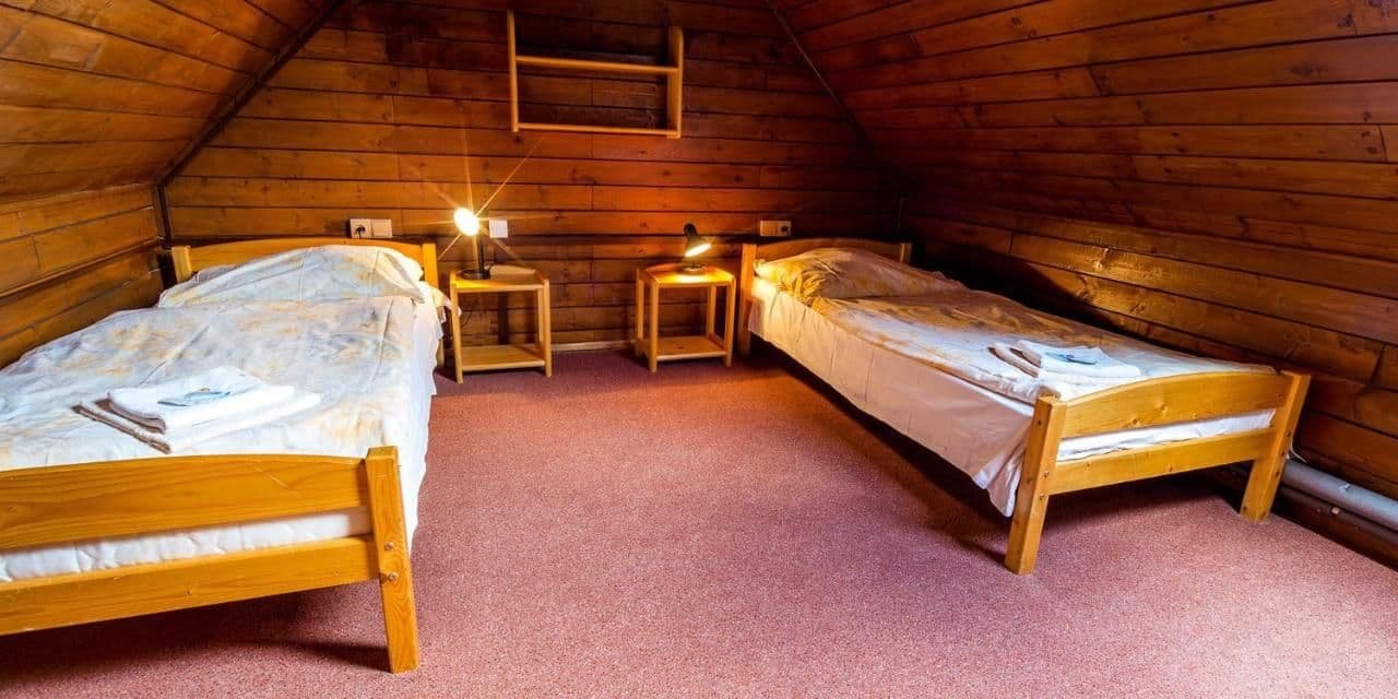 a12775-hotel-trosky-20250327-100638-6100