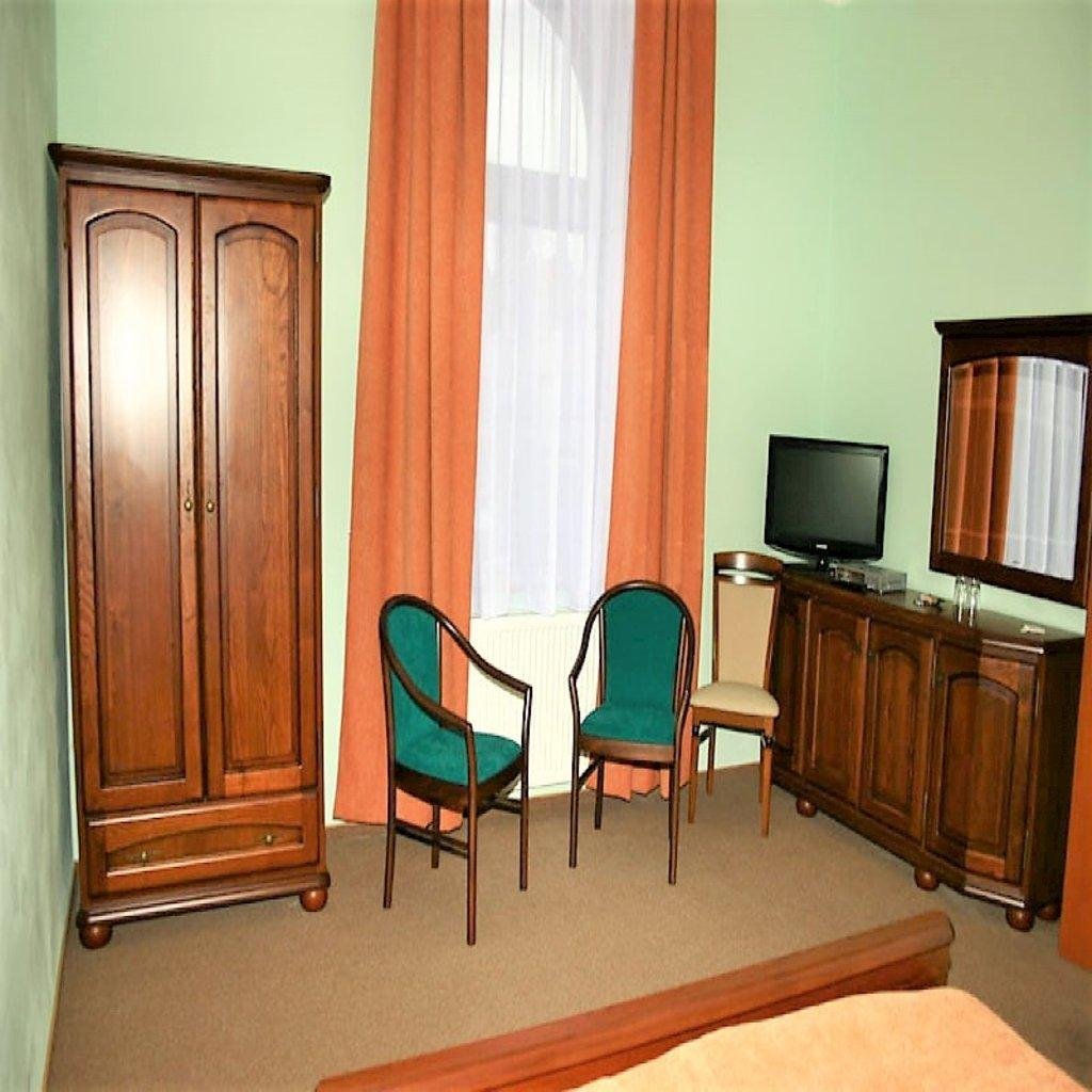 a6909-hotel-zlaty-lev-louny-20231213-010110-2896