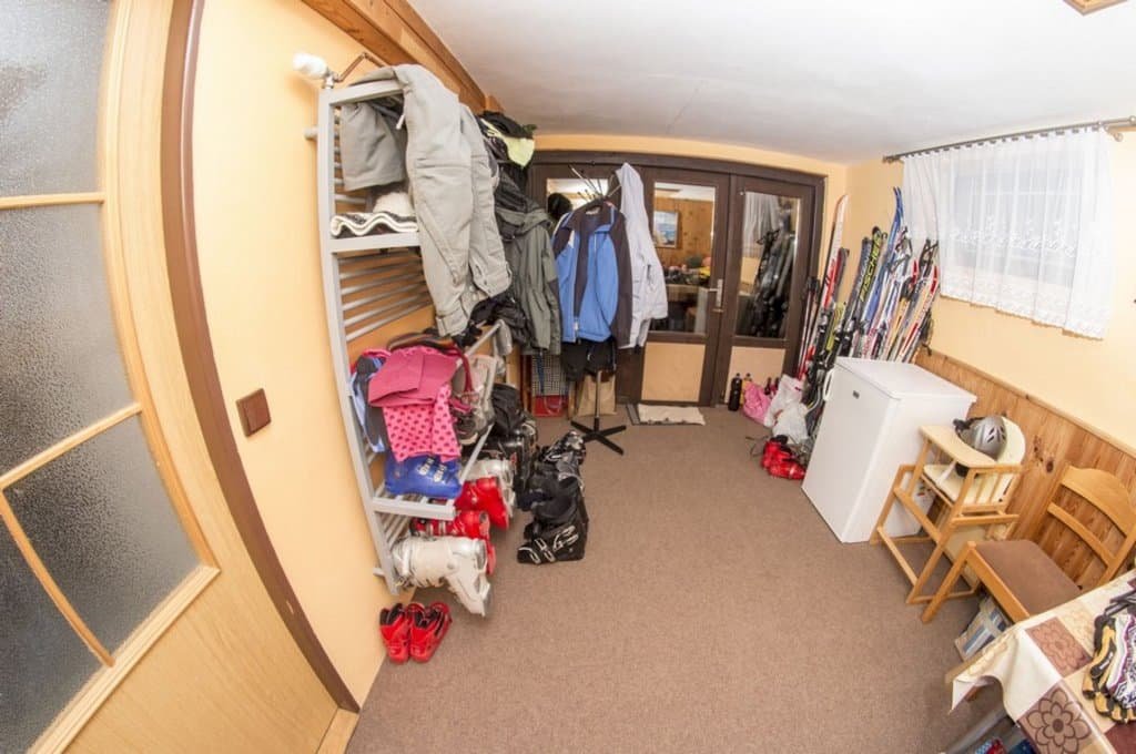 a7749-privat-petr-20231213-010221-7668