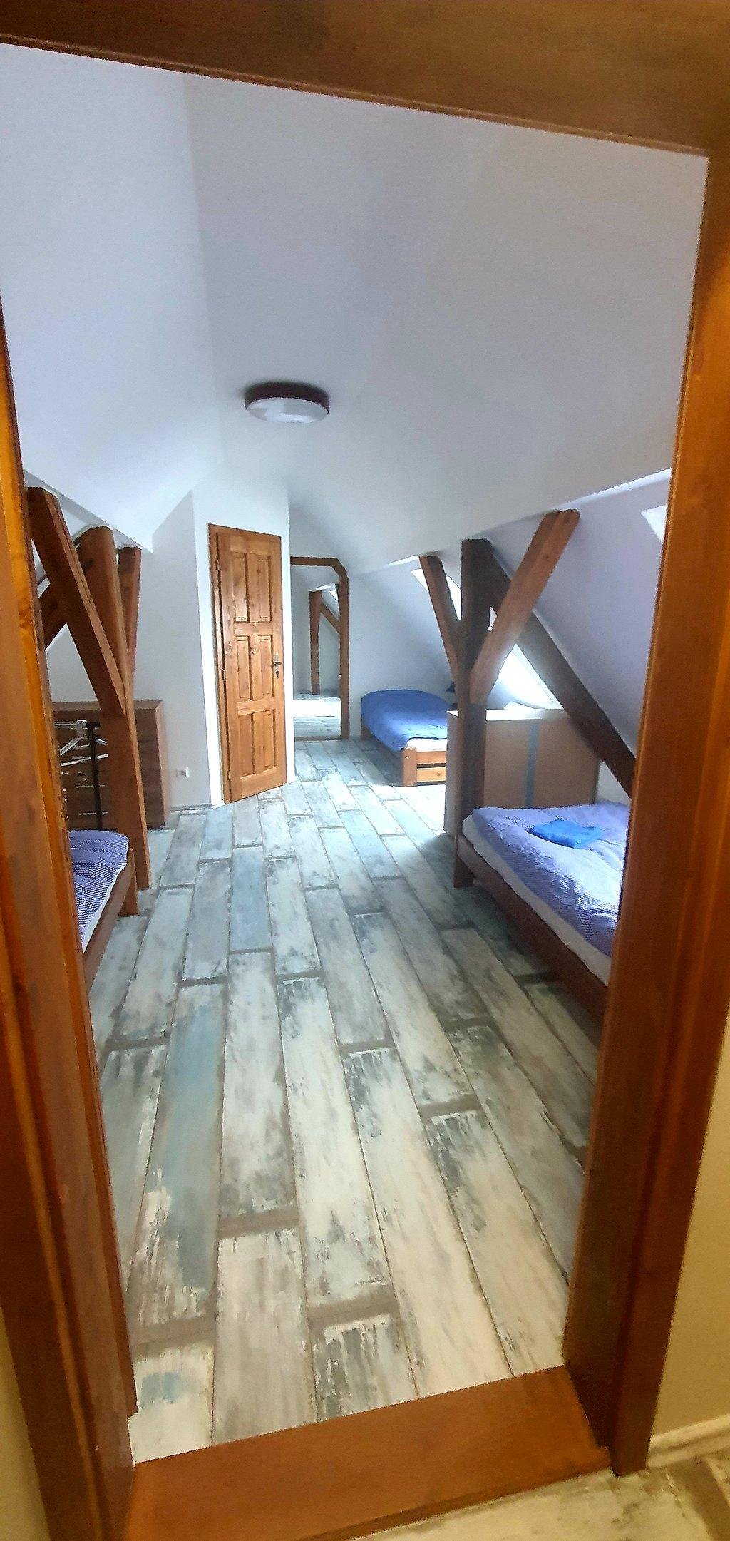 a8177-chalupa-u-kamnare-20231213-010301-3557