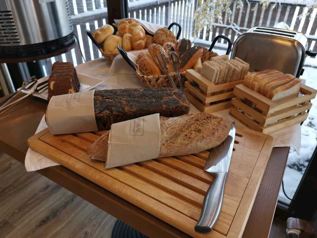 a8710-hotel-maralak-20231213-010352-7346