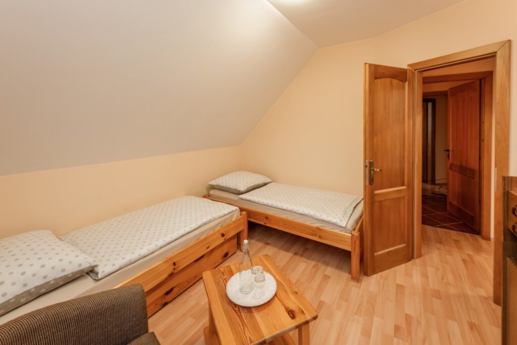 Domcek pri potociku brezovica — foto 8