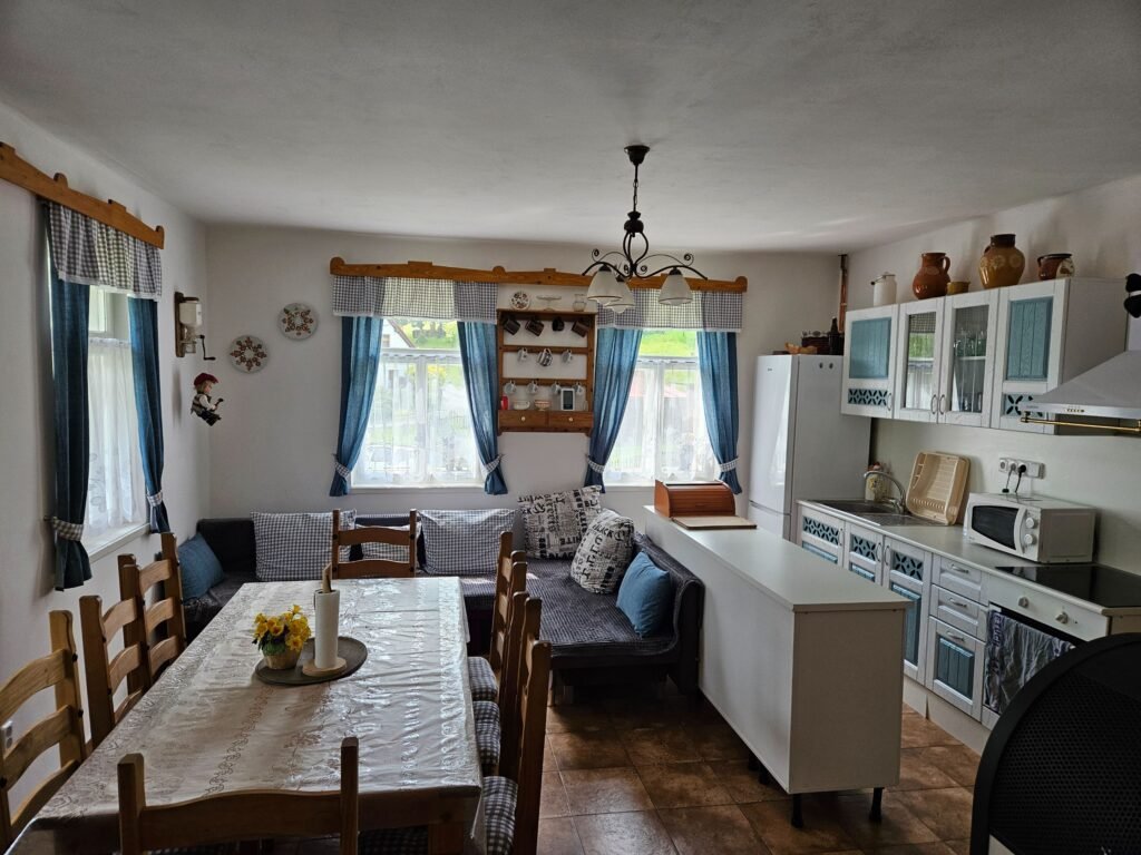 chata u potoka dolni javori