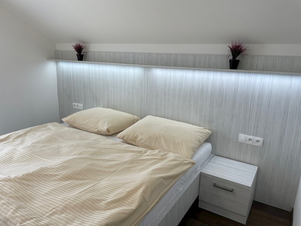 u divokej vcely vilko majka