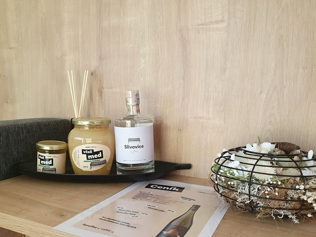 lavecka u valtic — foto 3