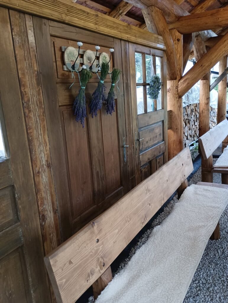 Bialikova usadlost pohorela — foto 7