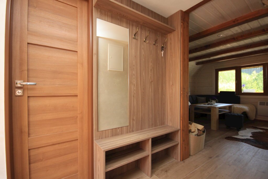 chata u splavu pod pustevnami — foto 4