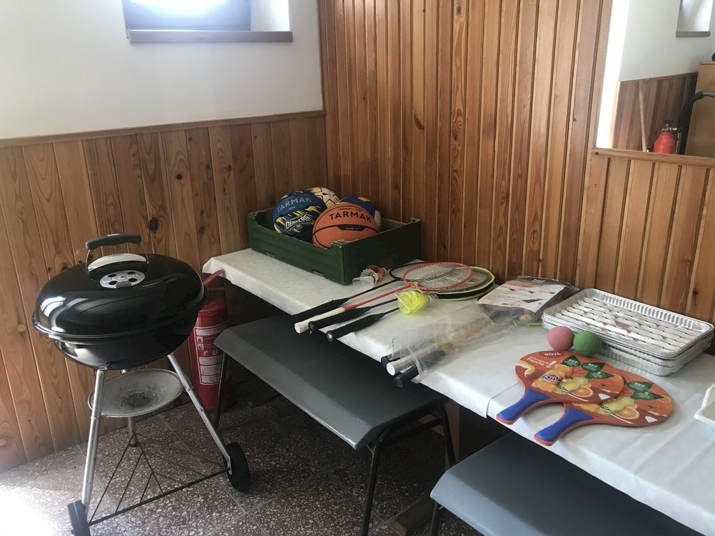 chata u splavu pod pustevnami — foto 8