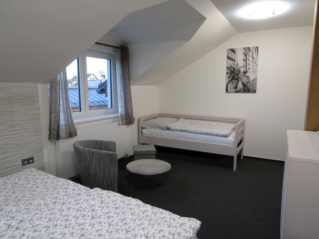 penzion 65 bila tremesna