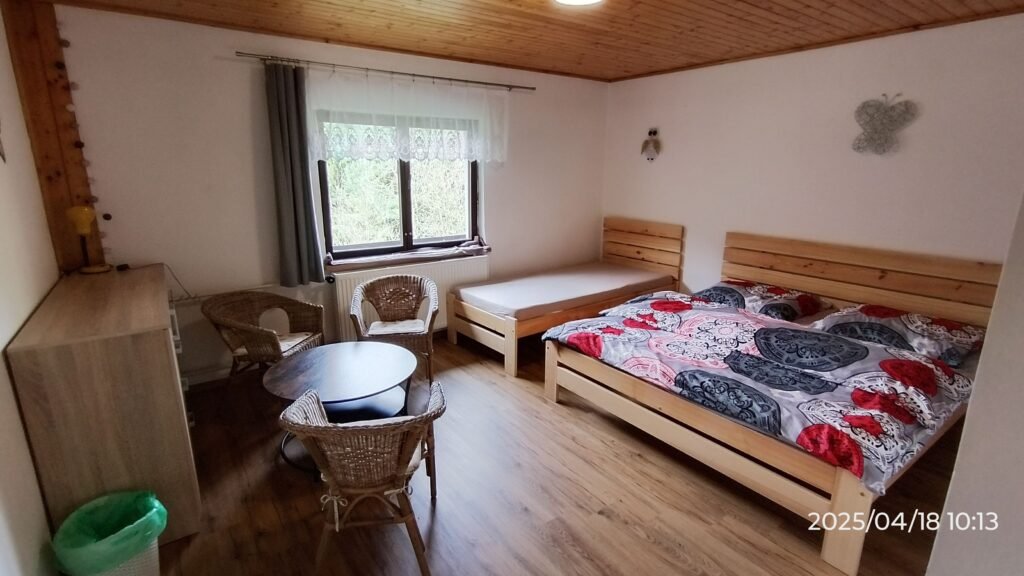 chalupa v rozpitem — foto 2