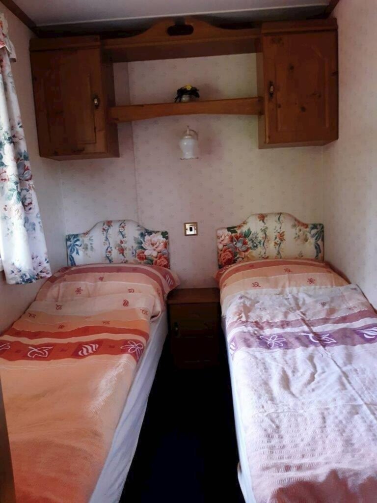 Mala vesnicka u dalesicke prehrady — foto 6