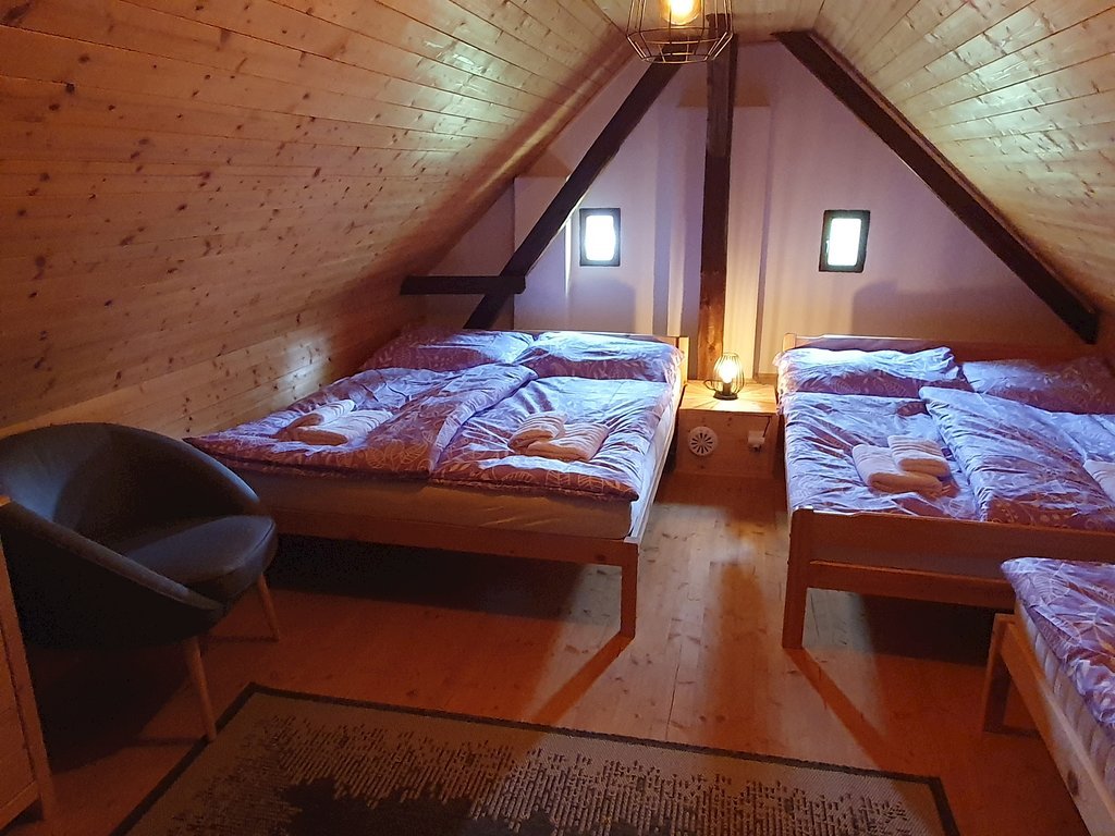 chalupa hluboka — foto 3