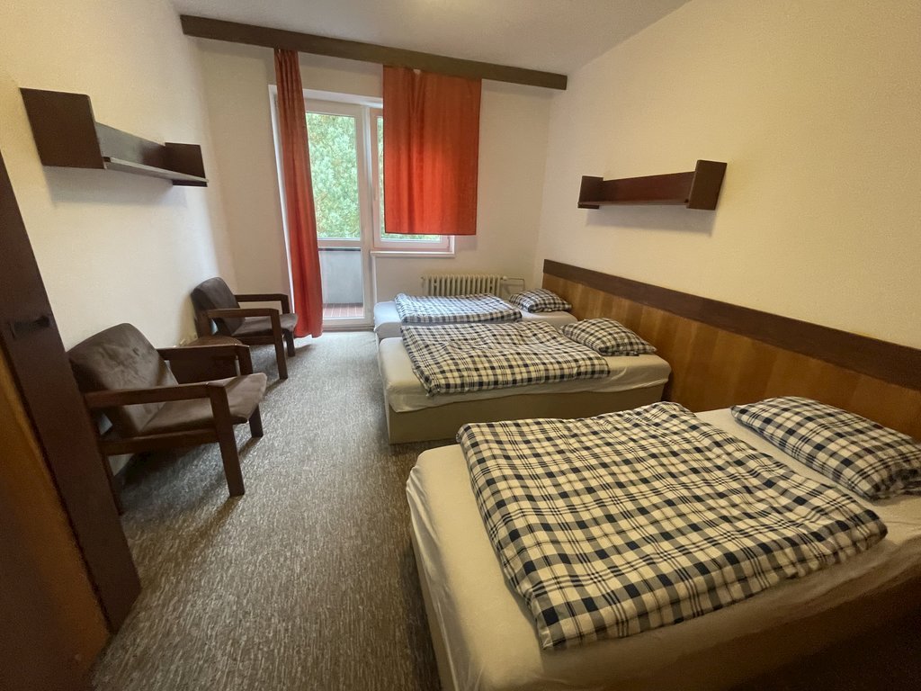 hotel lomnista — foto 2