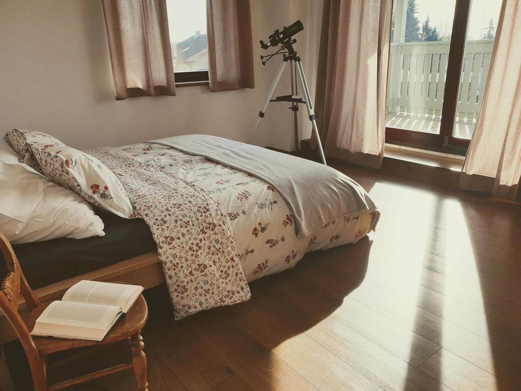 dom pod vinicami modra — foto 2