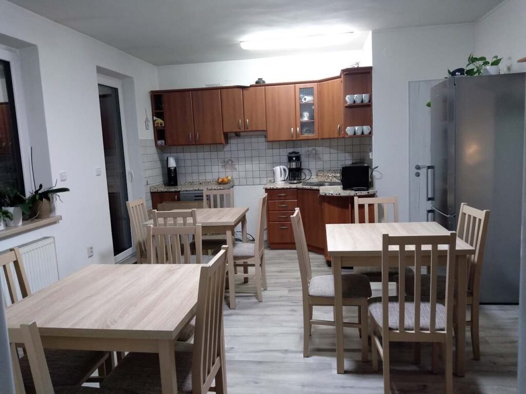 Rekreacni dum zdenek — foto 4