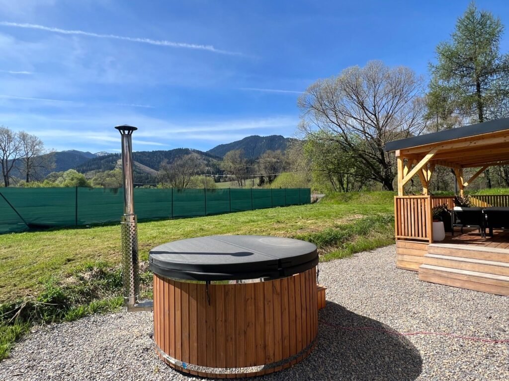 domcek s jacuzzi — foto 6