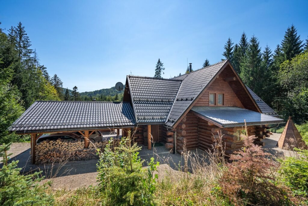 chalet piros tale — foto 3