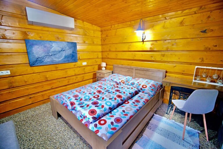 rekreacny domcek s bazenom