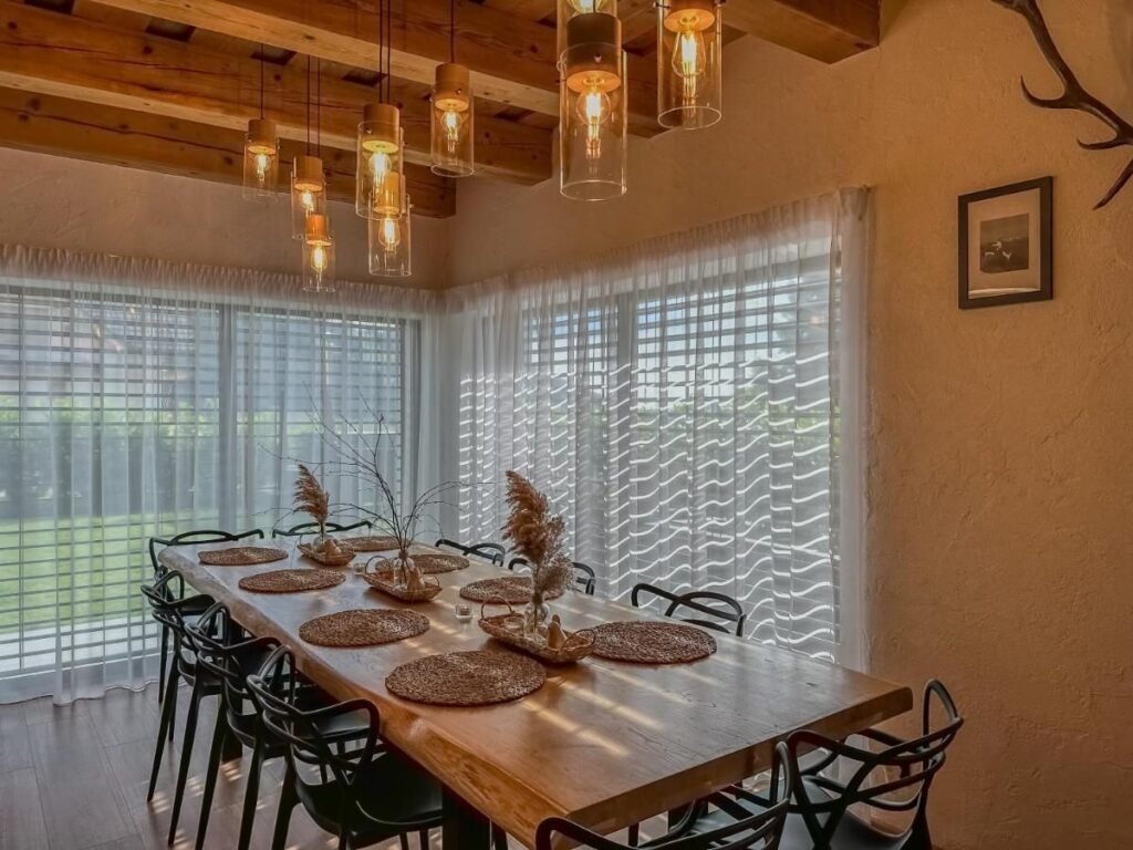 chalet black deer — foto 7