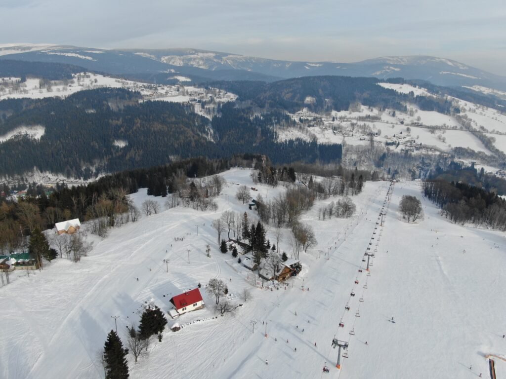 Mala chatka zmrzla — foto 7
