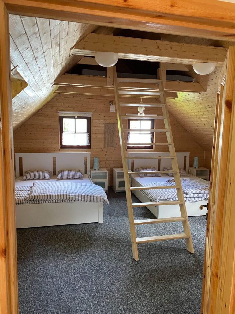 roubenka v udoli — foto 2