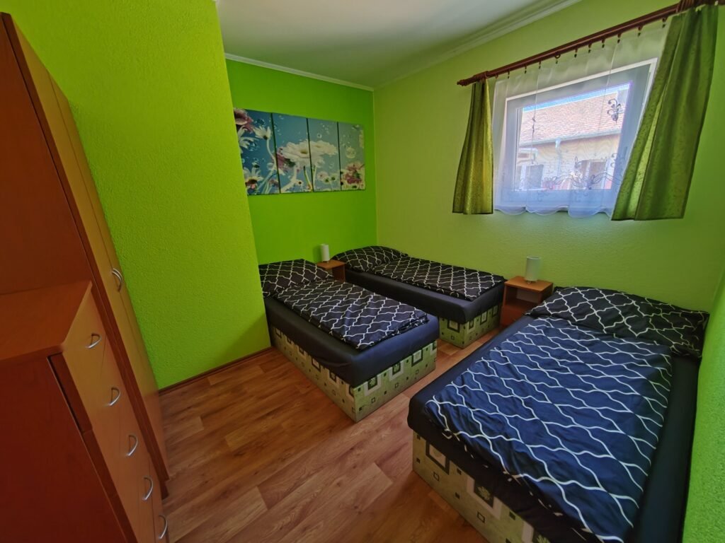 ubytovani v lednici — foto 7