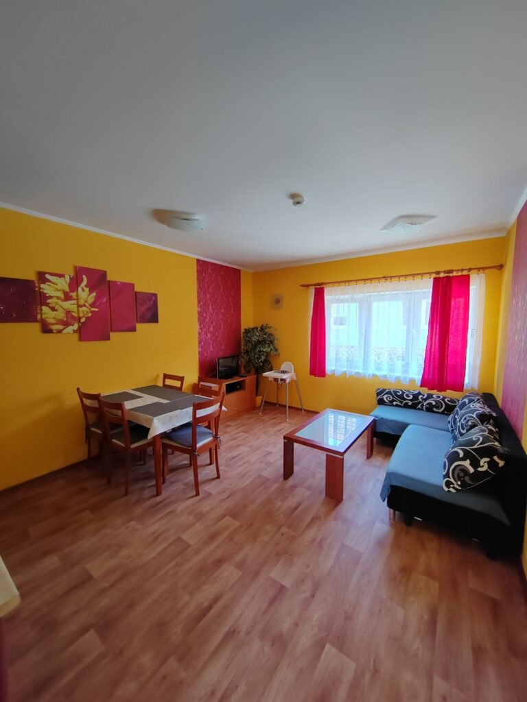 ubytovani v lednici — foto 5