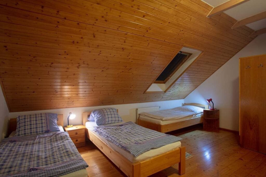 apartman na samote u lesa — foto 3