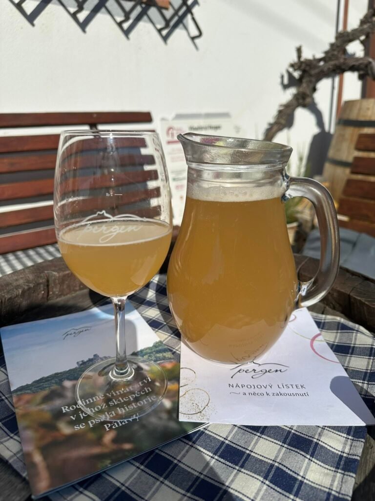 ubytovani nad vinnym sklepem pergen — foto 3