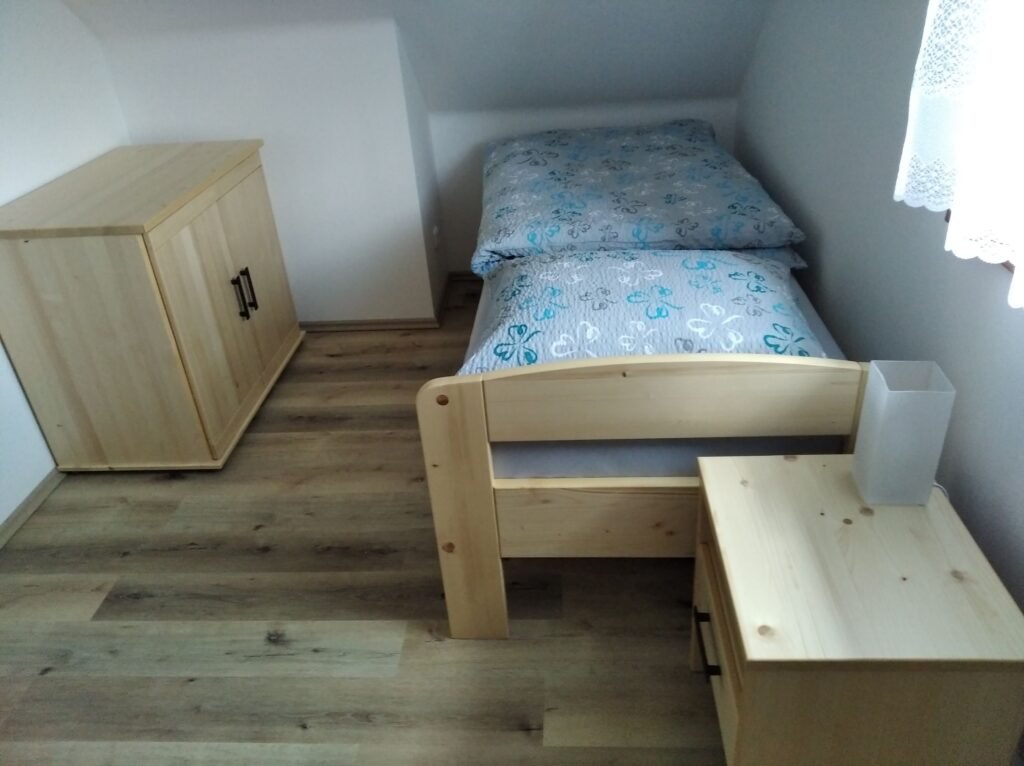 chaloupka u brozu — foto 2