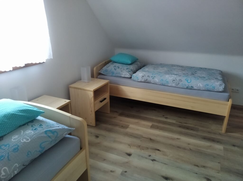 Chaloupka u brozu — foto 4