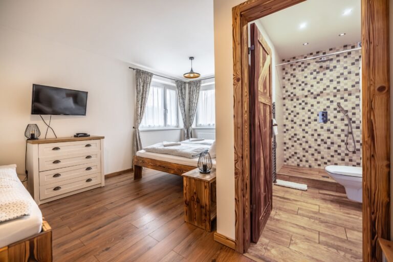 rekreacny dom family tree