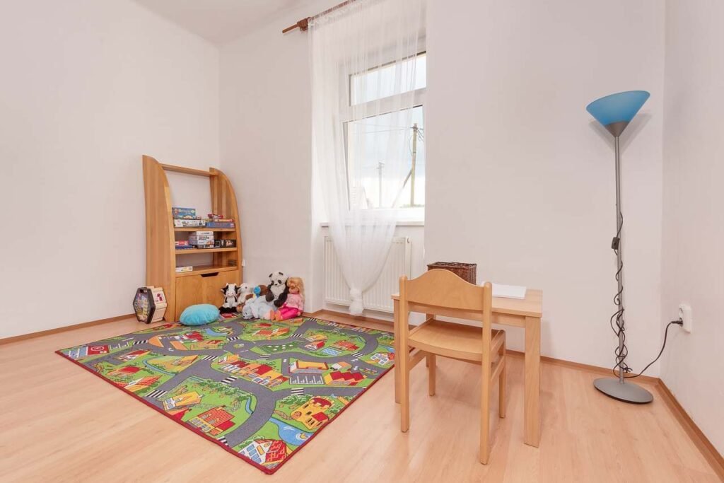 chalupa k pronajmu manetin vladmerice — foto 2