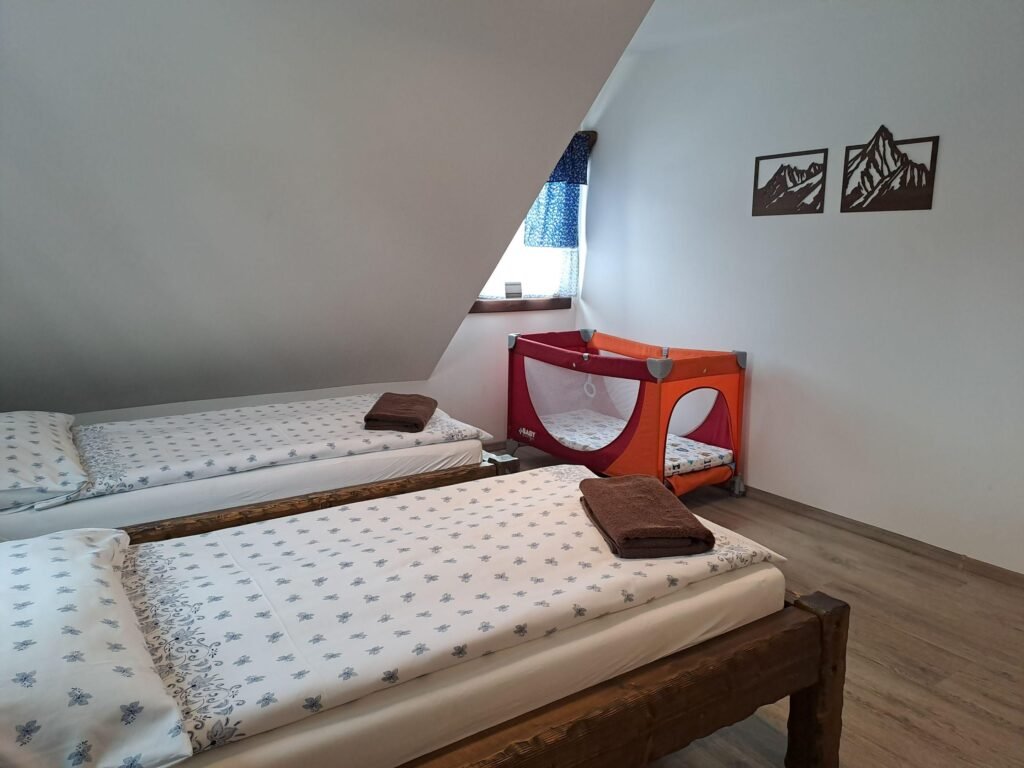 zrub pod rohacmi — foto 2