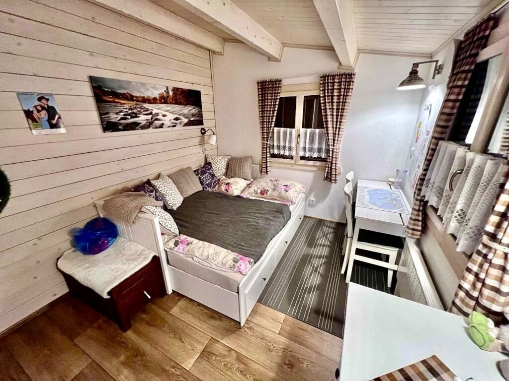 sruby u zelezne ruze