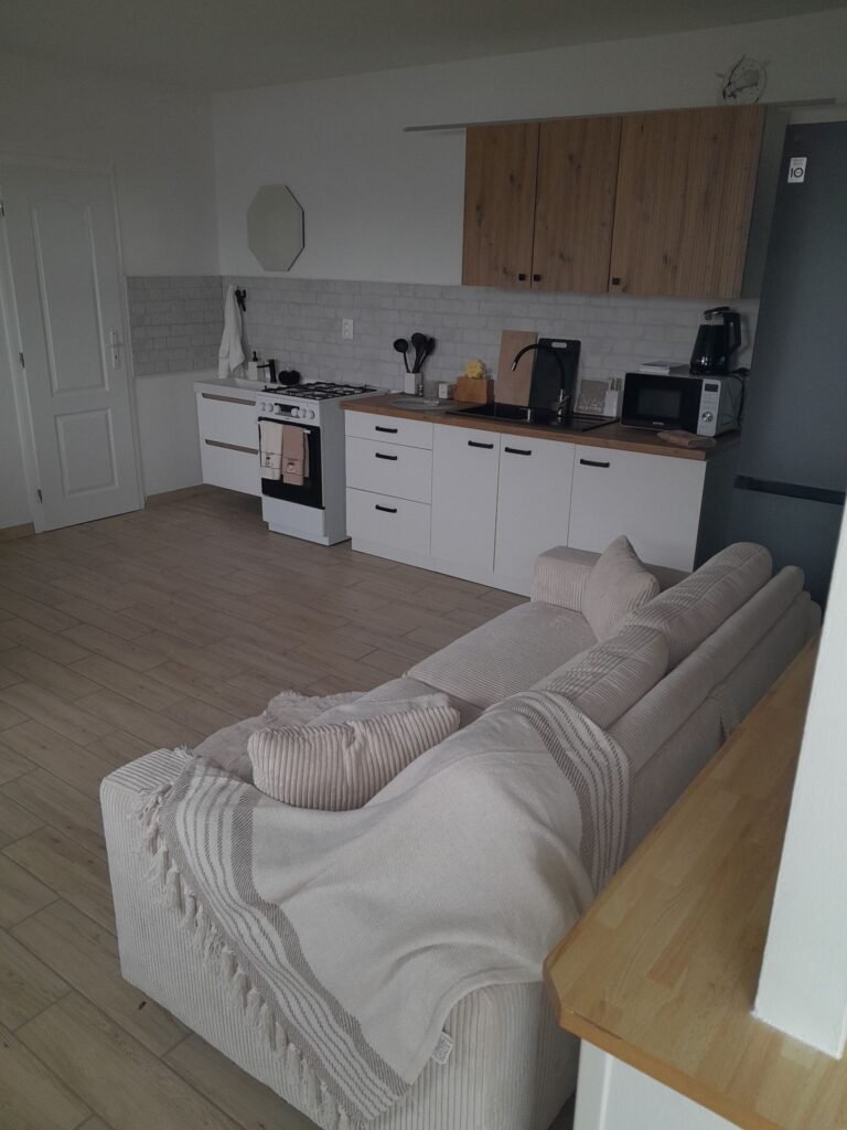 domcek biela magnolia