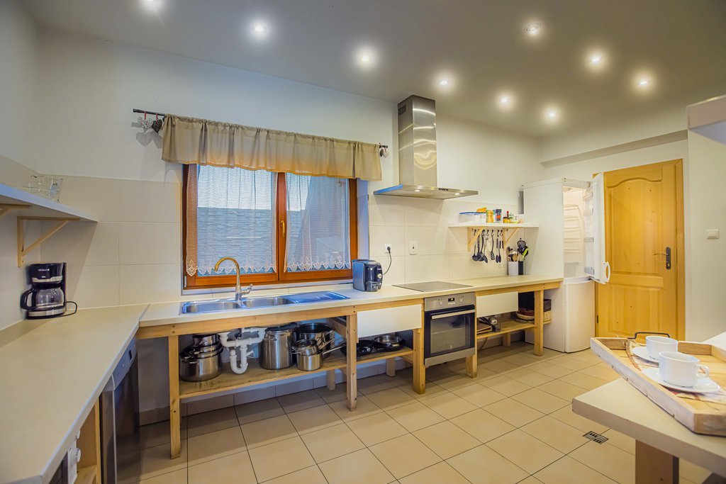 chaty holidayraj s wellnessom pri besenovej — foto 2