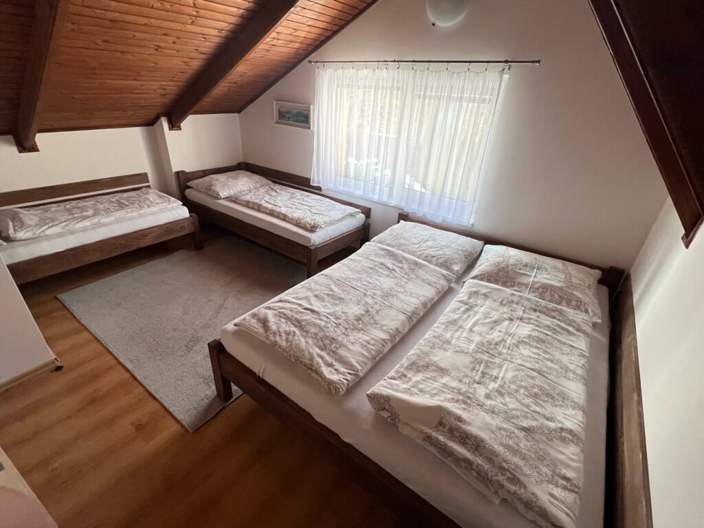 chata hola — foto 3