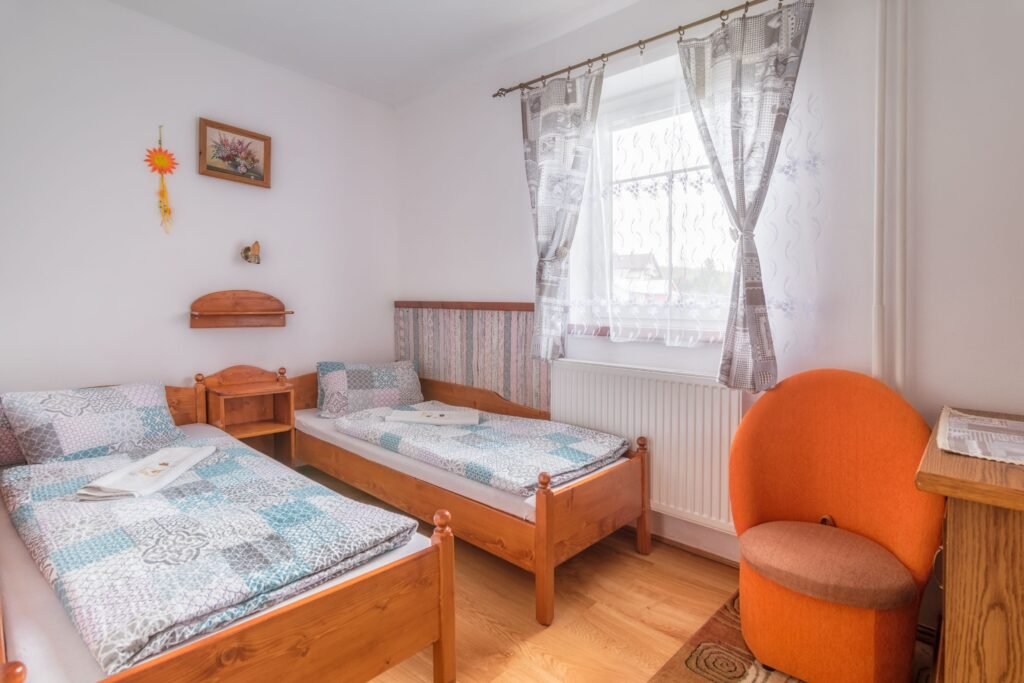 chata pri potoku zdiar — foto 2