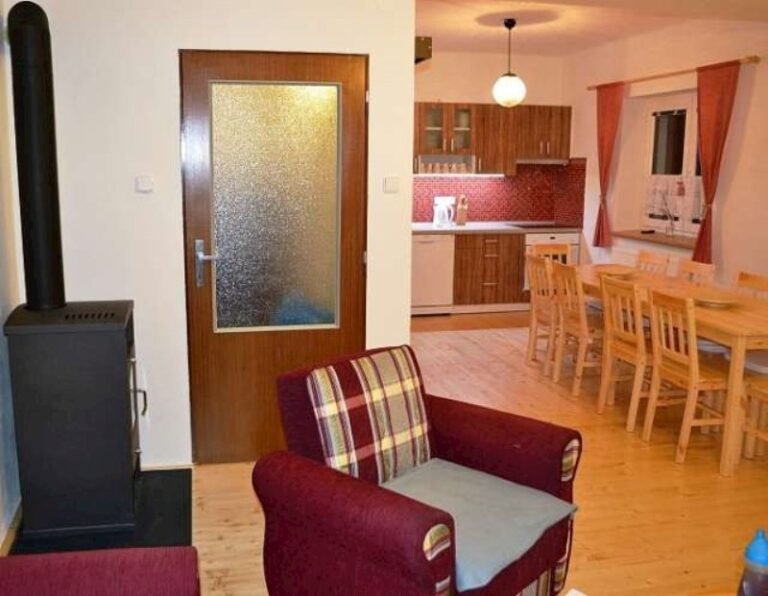 ski chaloupka snezenka