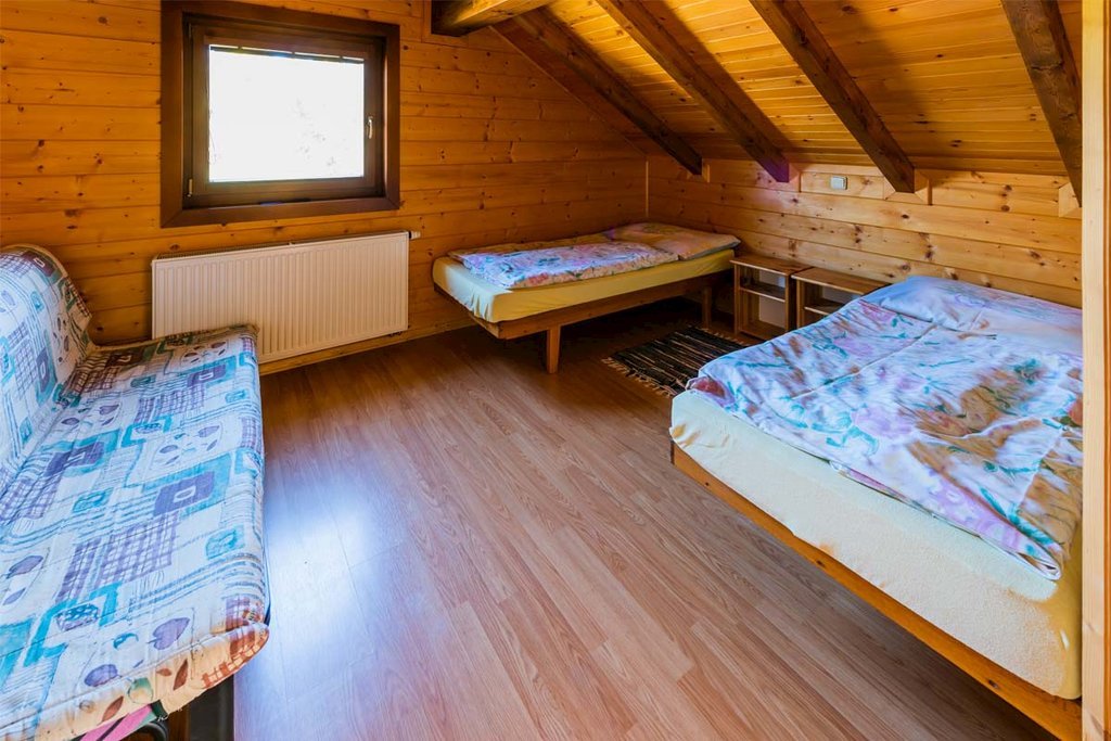 chata pri studenom vodopade — foto 3