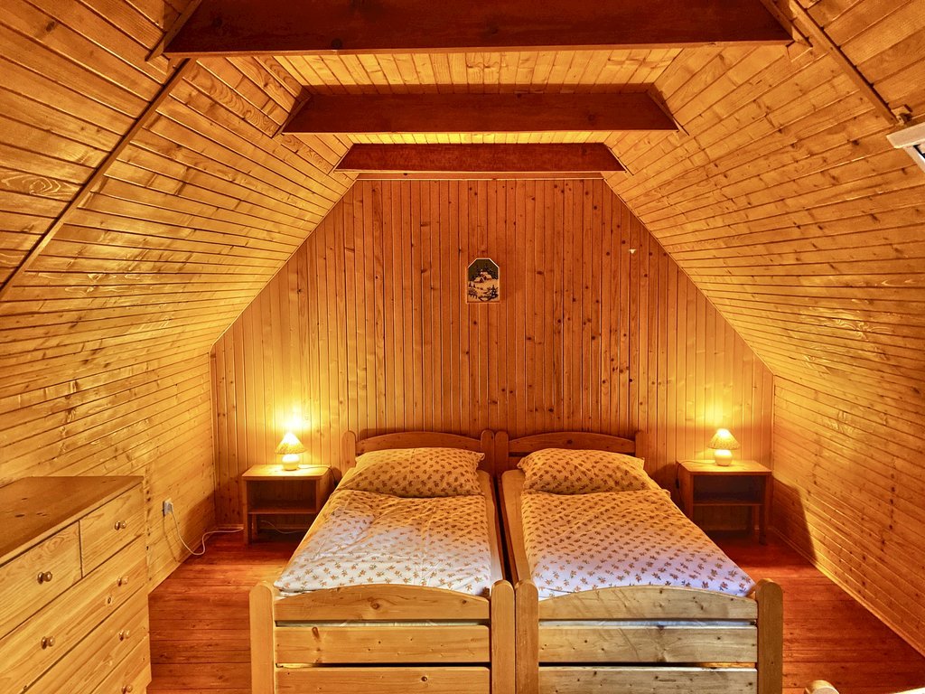 chalupa pod ceresnou — foto 2