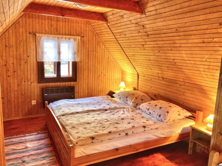 chalupa pod ceresnou