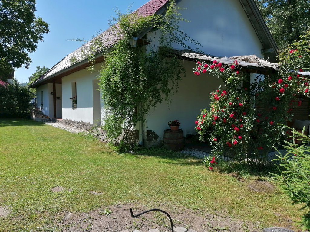 chalupa cervenany — foto 2