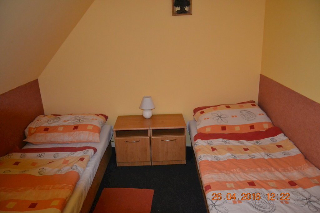 chata pod lipami — foto 2