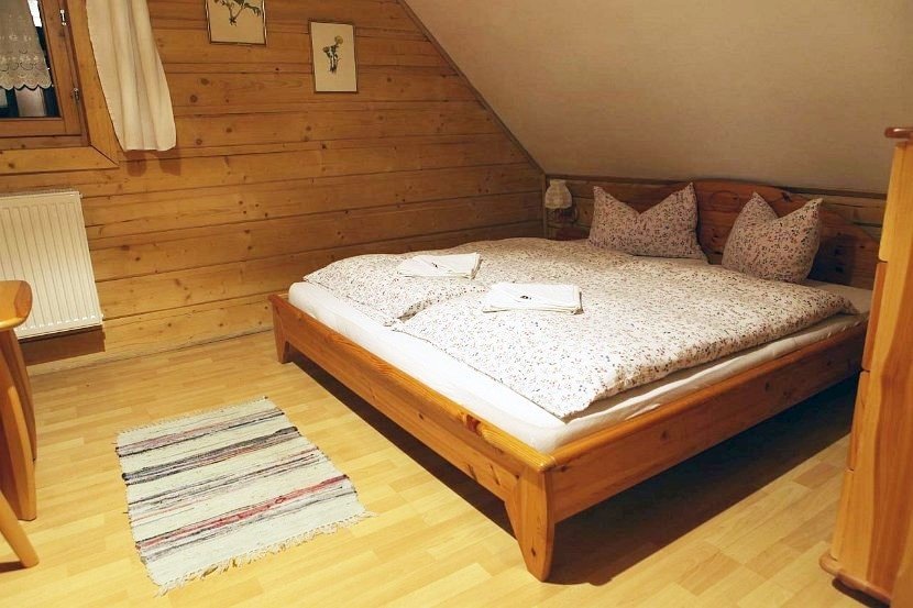 stylova drevenica safran — foto 3